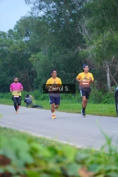 Runner Photo 2054329