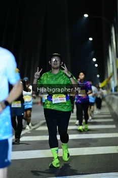 Runner Photo 2054447