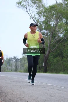 Runner Photo 2054607