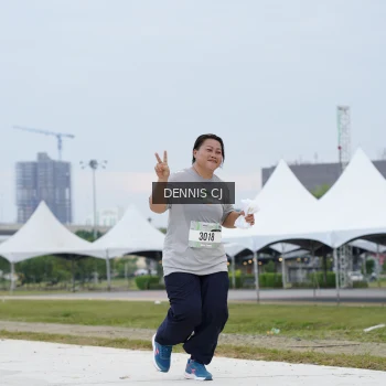 Runner Photo 2054618