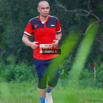 Runner Photo 2054635