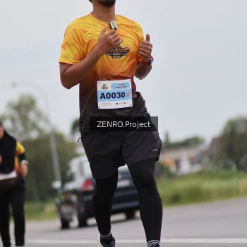 Runner Photo 2054649