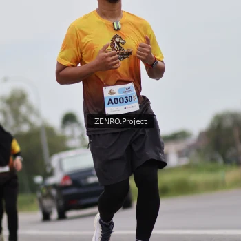 Runner Photo 2054654