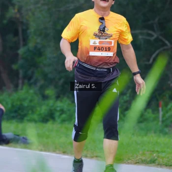 Runner Photo 2054739