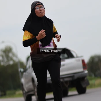 Runner Photo 2054756