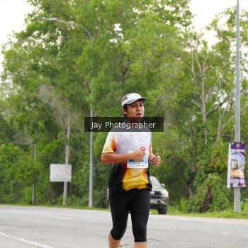Runner Photo 2054776