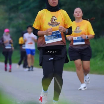 Runner Photo 2054780