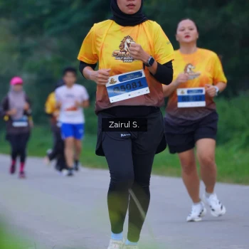 Runner Photo 2054790