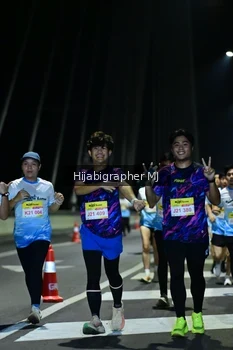 Runner Photo 2054797
