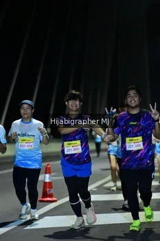 Runner Photo 2054851