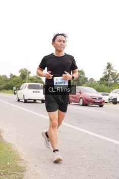 Runner Photo 2054914