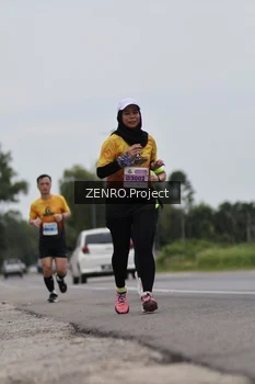 Runner Photo 2054963