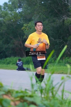 Runner Photo 2054990