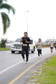 Runner Photo 2055170