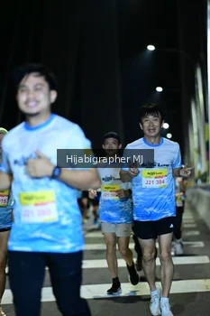 Runner Photo 2055312