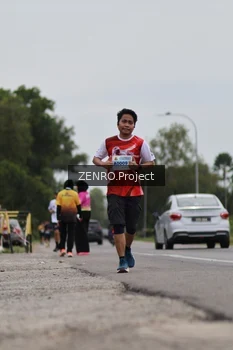 Runner Photo 2055358