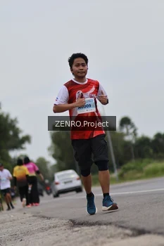 Runner Photo 2055424
