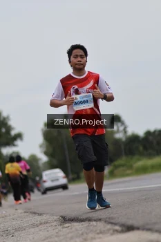 Runner Photo 2055444