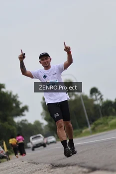 Runner Photo 2055560