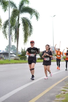 Runner Photo 2055578