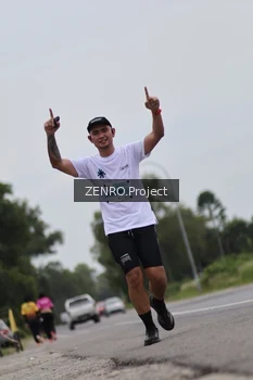 Runner Photo 2055579