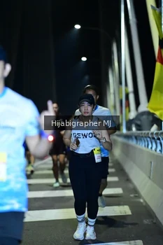 Runner Photo 2055652