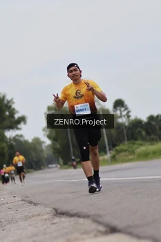 Runner Photo 2055694