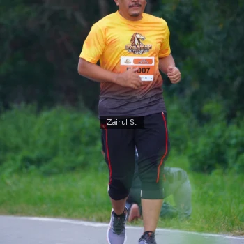Runner Photo 2055704