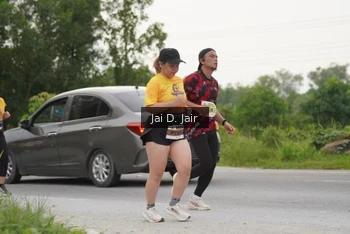 Runner Photo 2055710