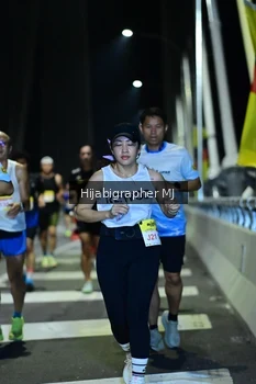 Runner Photo 2055822