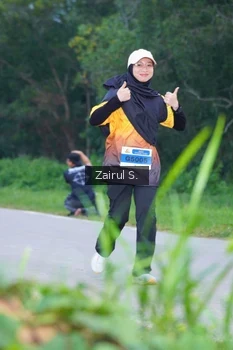 Runner Photo 2055850