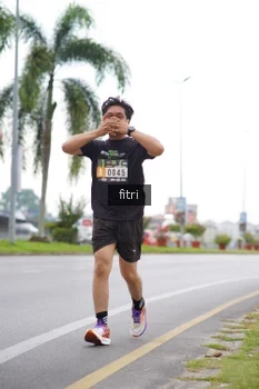 Runner Photo 2055869