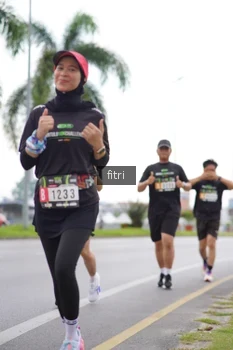 Runner Photo 2055904