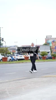 Runner Photo 2055933