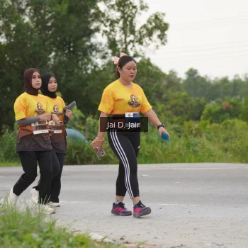 Runner Photo 2055935