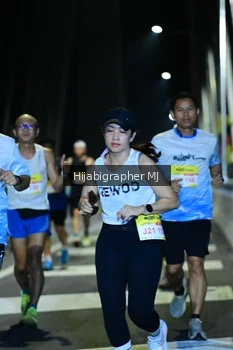 Runner Photo 2055968