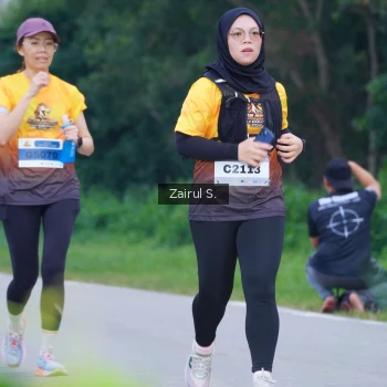 Runner Photo 2056007