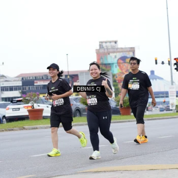 Runner Photo 2056026