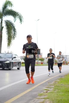 Runner Photo 2056203