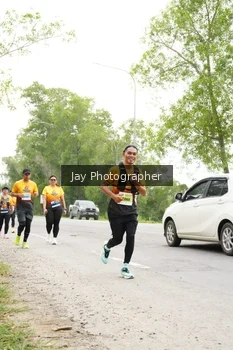 Runner Photo 2056228