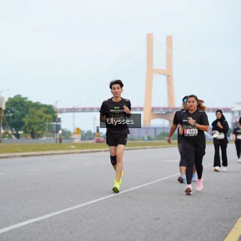 Runner Photo 2056265