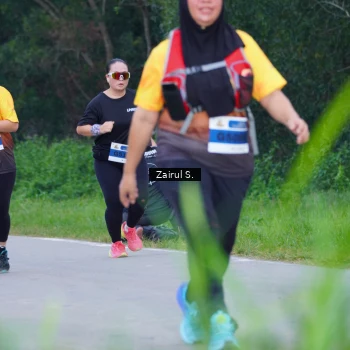 Runner Photo 2056369