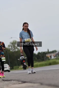 Runner Photo 2056421