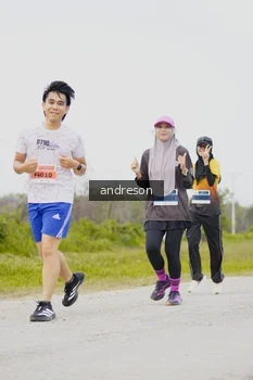 Runner Photo 2056492