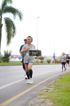 Runner Photo 2056517