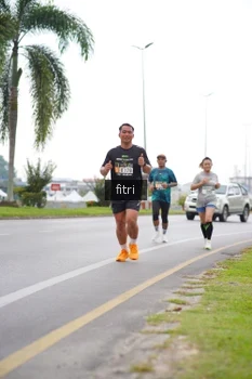 Runner Photo 2056578