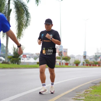 Runner Photo 2056612
