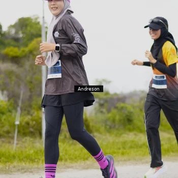 Runner Photo 2056816