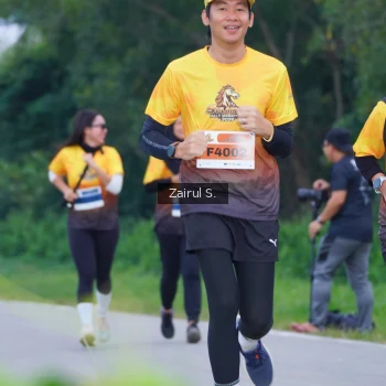 Runner Photo 2056941