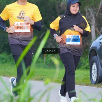 Runner Photo 2056971